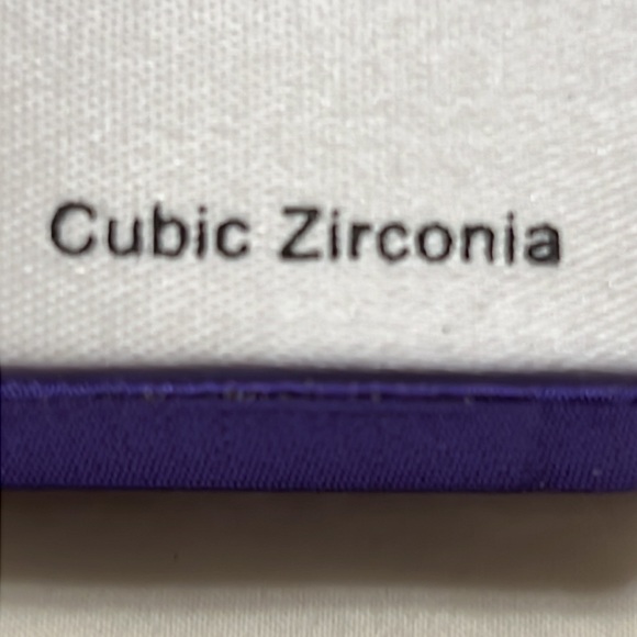 NWT Cubic Zirconia Butterfly Pendant With Chain - Picture 3 of 6